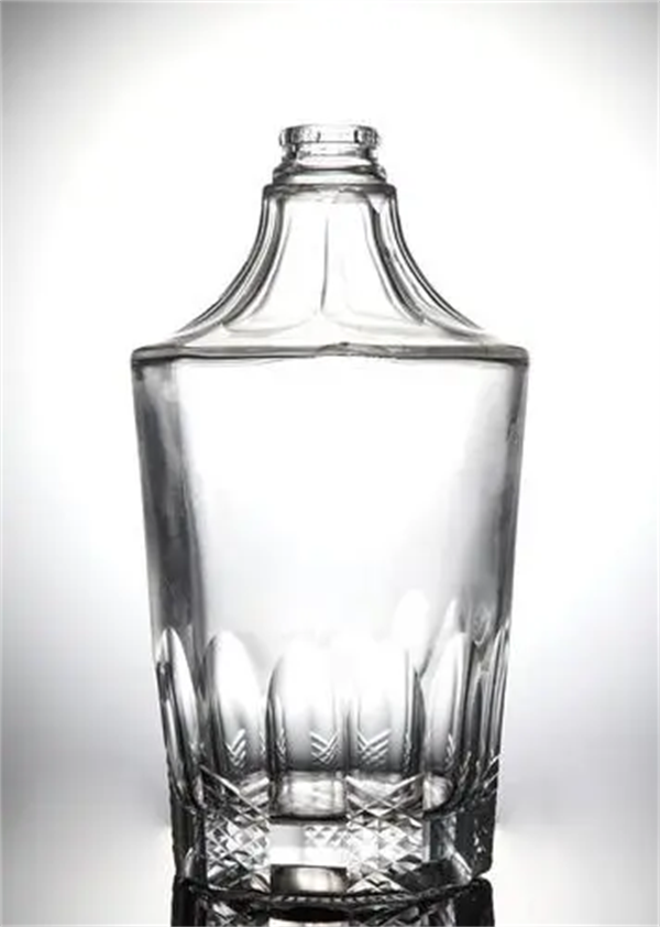 晶白料玻璃酒瓶供應商